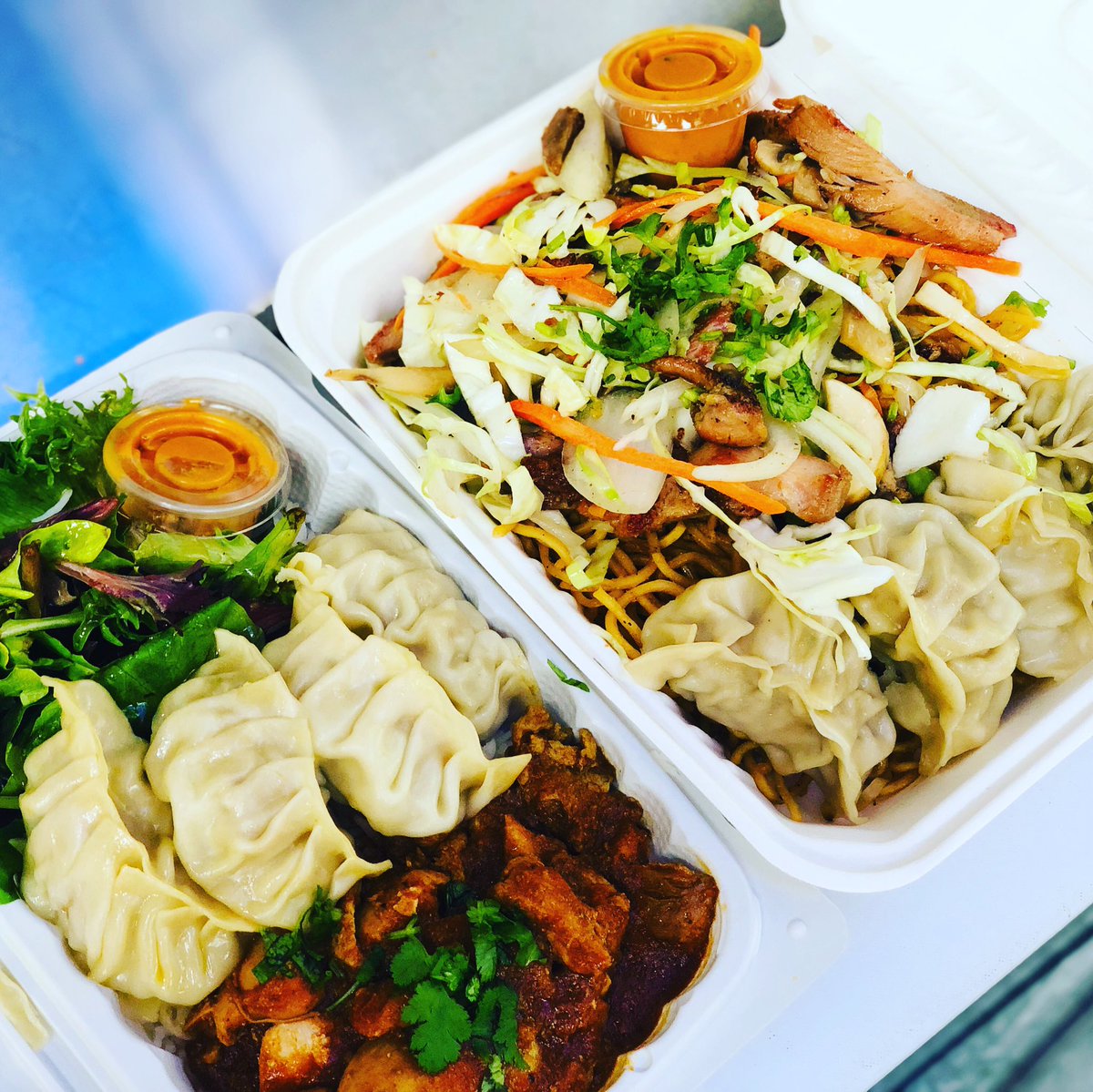 Grab your Peer and find us at these locations this week!

1/29: 2100 Powell St, Emeryville 11-2
1/30: Front &amp; Vallejo, SF 11-2
1/31: Pleasant Hill Bart 11-2
2/1: Pleasant Hill Bart 5-8

#sffoodie #sfeats #vegan #pictureoftheday #eastbayeats #momo #noodles #curry