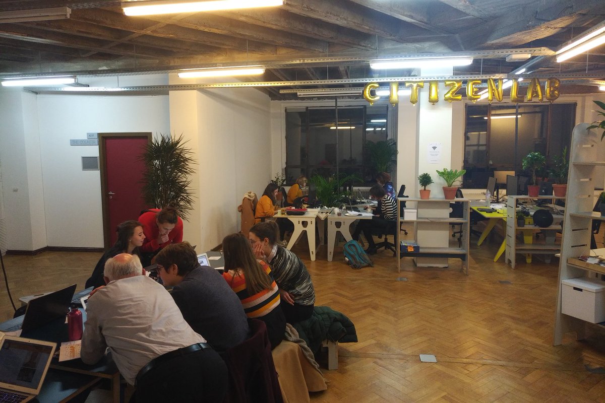 BeCentralBxl's tweet photo. The wikithon is going super well, thanks for asking. Actually all our classes are typing in rythm! #hackthegendergap https://t.co/riAn1mDbEO