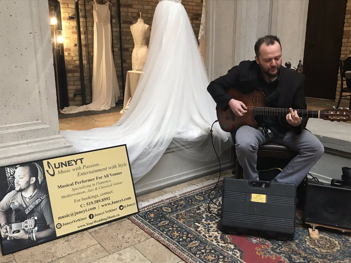 Juneyt's tweet photo. Playing solo at @TheEasyPour in Blair (#Cambridge) tonight from 7-9pm. Beautiful, intimate venue and delicious food. Come on down!
#WRawesome #NuevoFlamenco #Guitarist #Juneyt #WaterlooRegion #EasyPour #WineBar #DateNight https://t.co/yNuaLFoZ8f