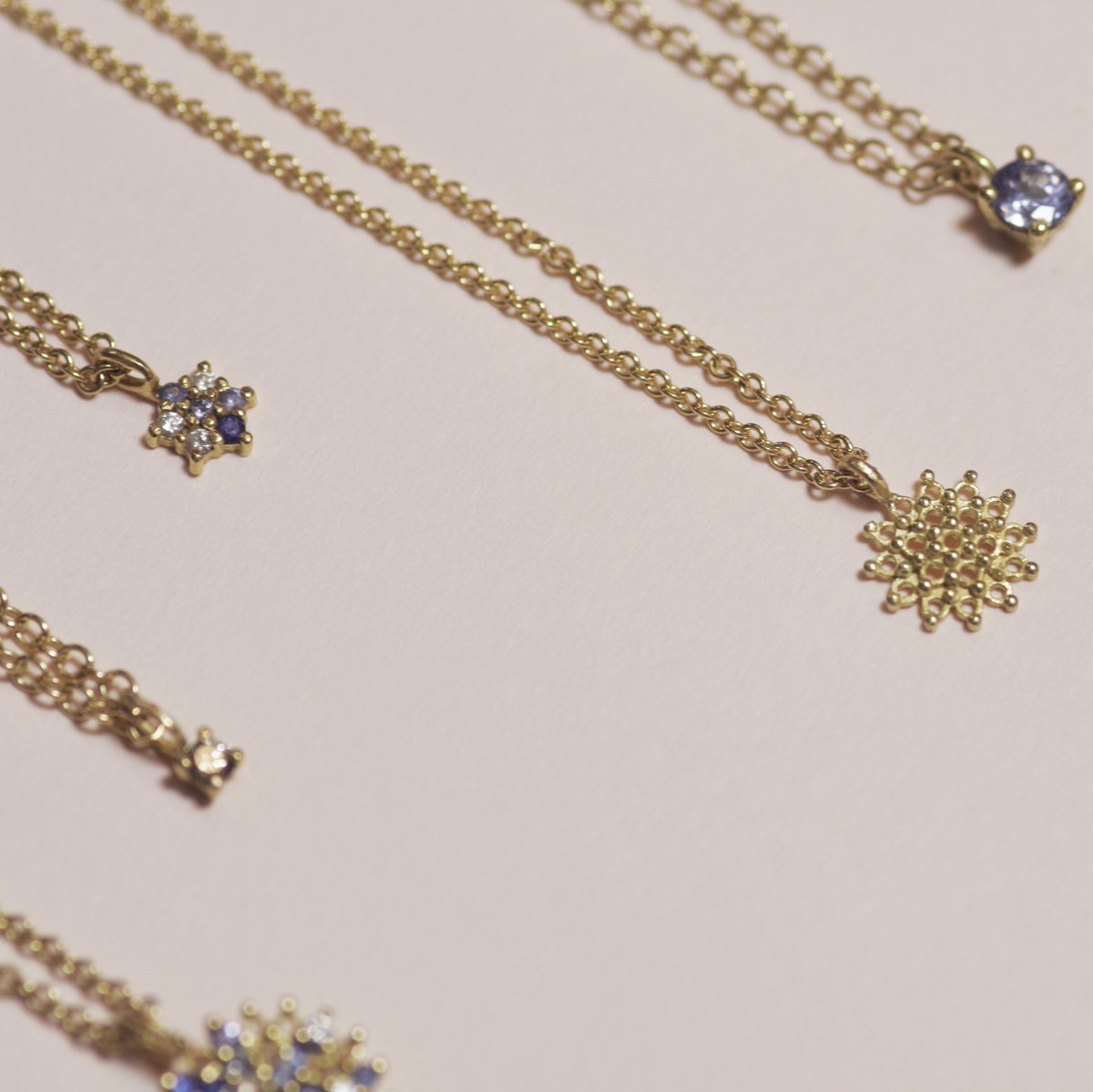 New pendants soon to be added to the website, watch this space…#mayaselway #mayaselwayjewellery #gold #jewellery #jewelry #futureheirlooms #design #finejewellery #poetryoftheeveryday  #pendants #necklaces #chain #chainlayering