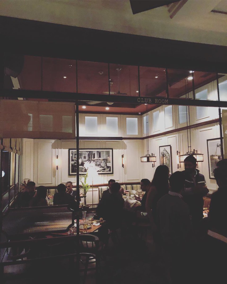 Akshay001's tweet photo. What a beautiful night! Privileged to be a part of the @DSGCPvc family π #OnlyBegun #LeverageEduDotCom @leverageedu @dishahdadpuri @KapilChopra72 π―π₯ https://t.co/OZNMcUFDJx