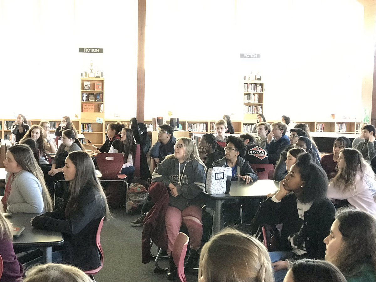 Thank you Dr. Ochave for teaching our Bayside HOSA kids about the educational pathways to Dentistry and how to establish your own business. #authenticlearning  @baysidehsa <a href="/vbschools/">VBSchools</a>