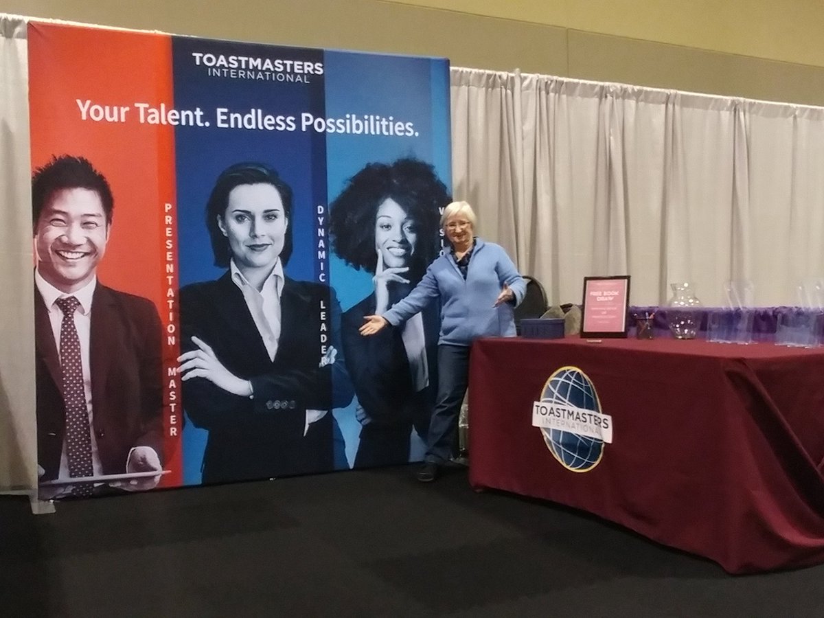 RobertJWeese's tweet photo. Getting ready for the #hrpa show.#toastmasters #b2bsalesconnections https://t.co/ANmmJMrBJd