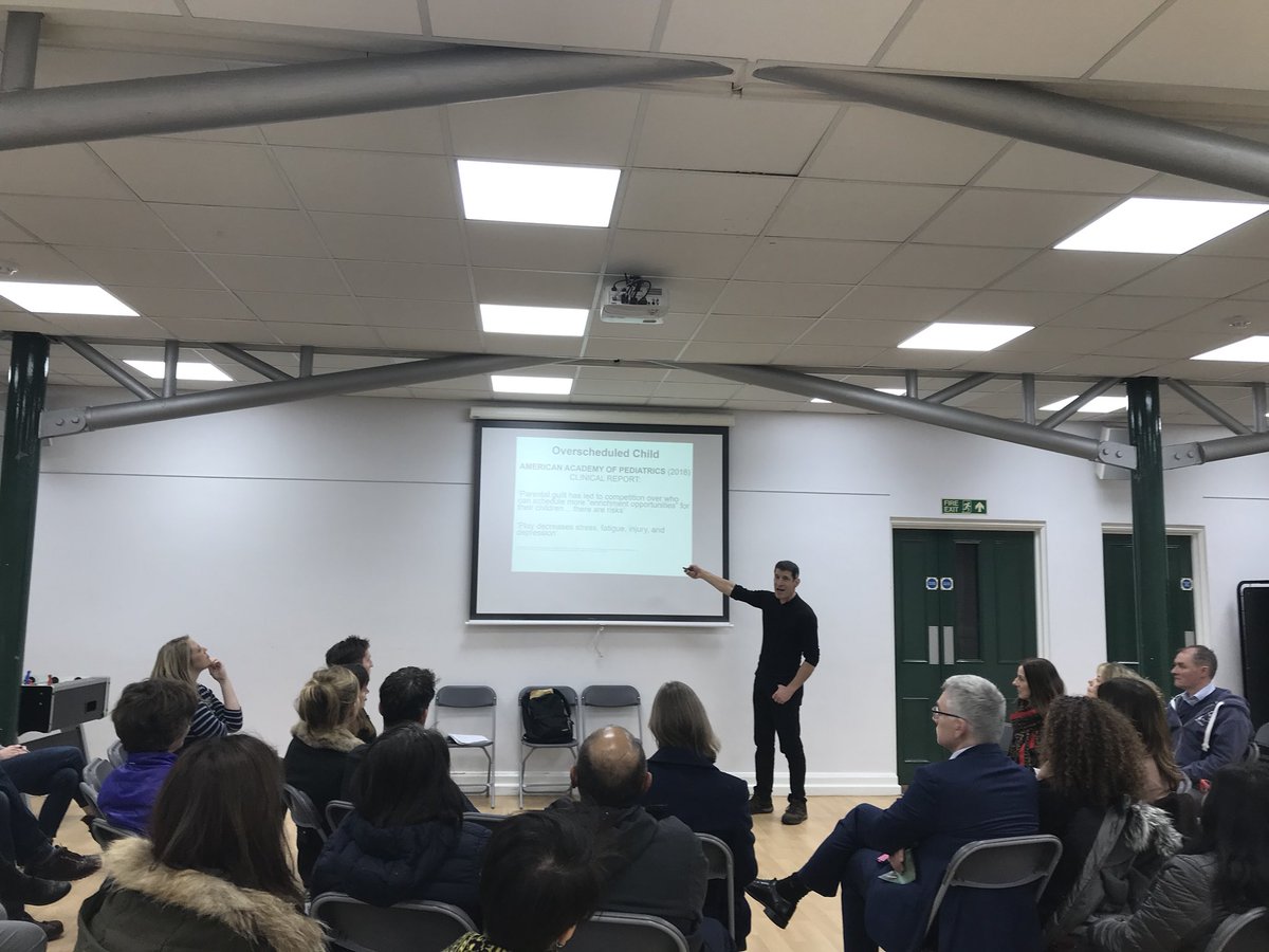 SurbitonHigh's tweet photo. A great way to end our Surbiton COPE day with a #SHSParentTalk by Dr Aric Sigman on coping with the stresses of modern day parenting, avoiding mental health issues and dealing with the needs of the demanding generation #SHSWellbeing @PrincipalSHS https://t.co/Bm55p2AJaG