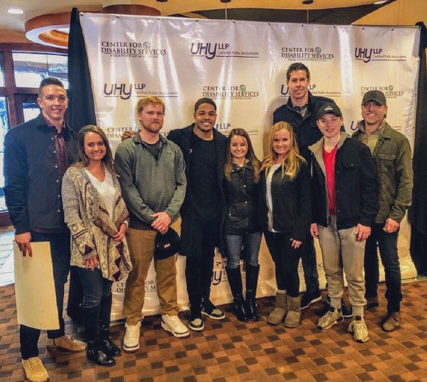 FrontlineAM's tweet photo. On Sunday, @chadgreen24 &amp; his wife @Jendort92 had a great time in Albany at the #518Gives Fundraiser supporting the Center For Disability Services! An inspirational event helping to make a positive impact on so many lives in that community. https://t.co/dnbspyHooa