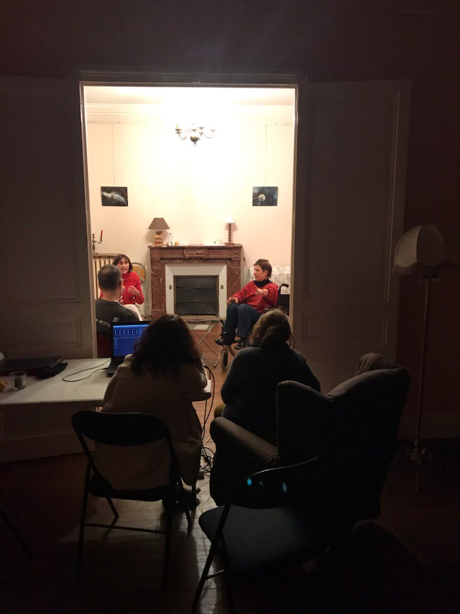FonsAntony's tweet photo. Debrief de filage. Harghh. #theatre #Limoges https://t.co/PGq2jQb4fj