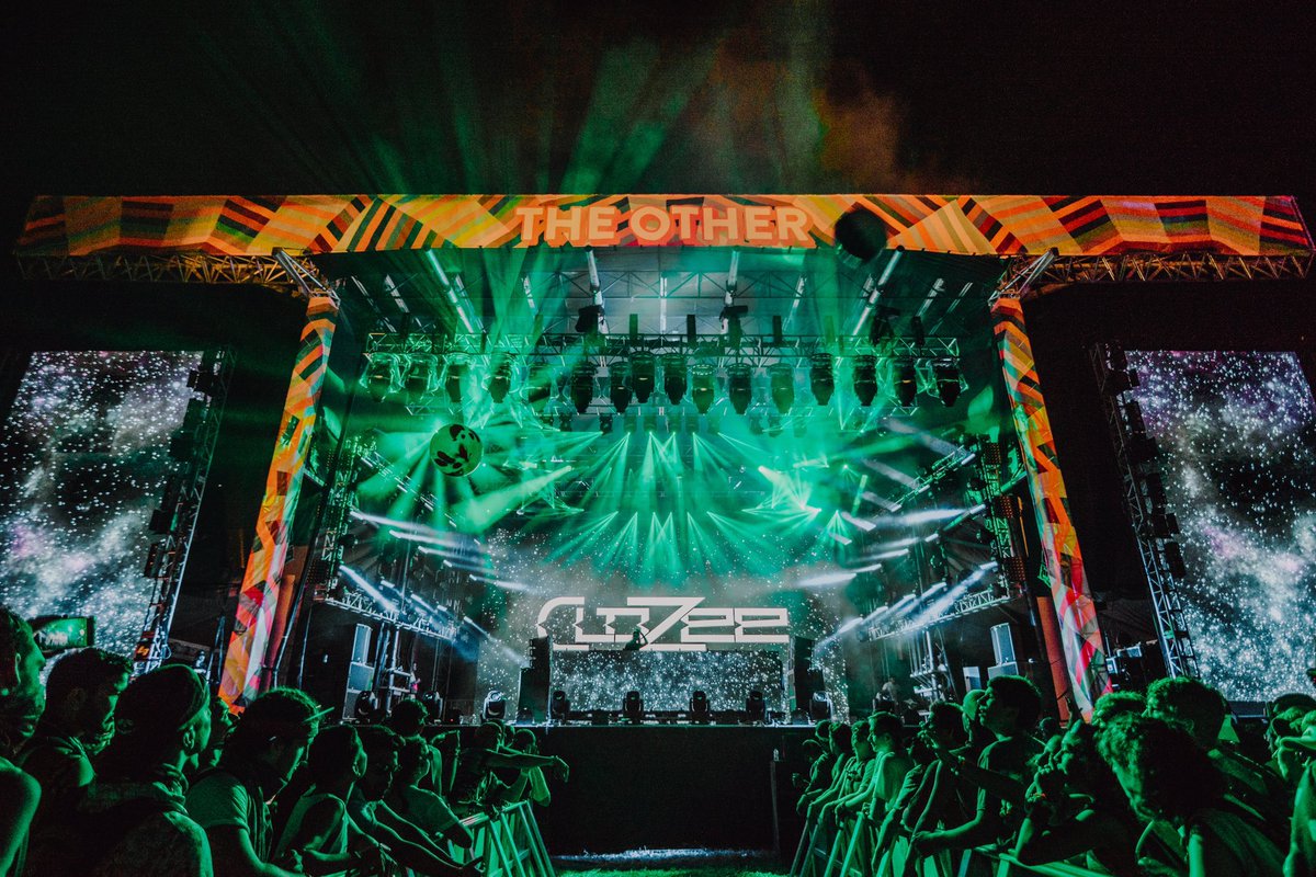 badassraves's tweet photo. JUST ANNOUNCED! 

Experience the magic with @CloZeeMusic this spring at @930Club on May 25th! 

Tickets on sale Friday @ 11am
https://t.co/2Z8rFe7ng7 https://t.co/ueXuHzAdNo