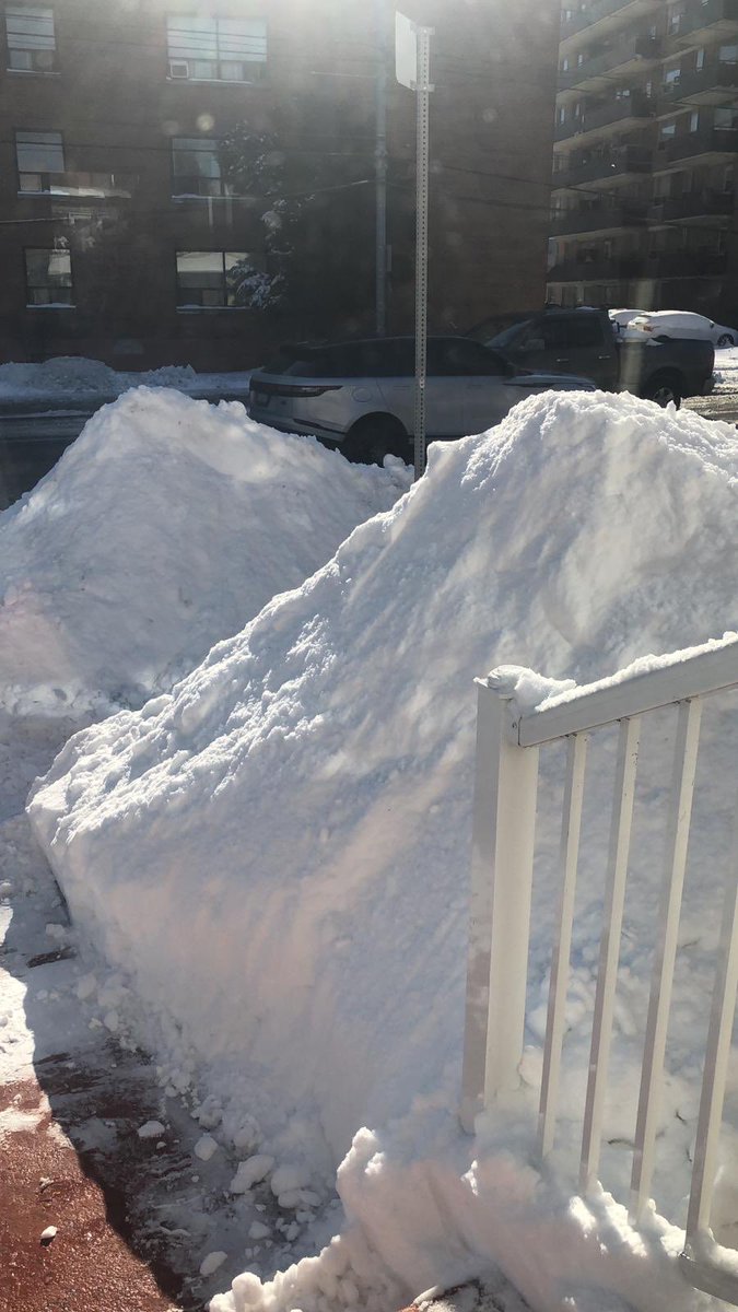 MsPolitosKinder's tweet photo. Thanks @PeelSchools for the snow day! Gave me time to create my own Rocky Mountain range! #seethejoy #countdowntospring https://t.co/fhTRdDvDSb