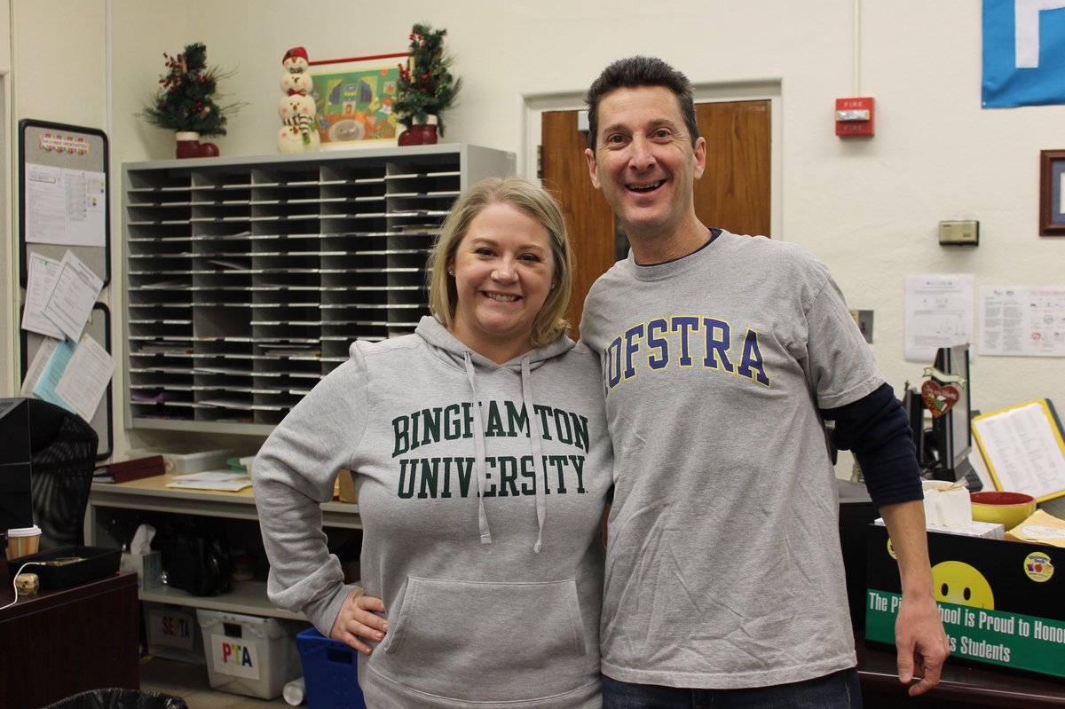 ClaudineDiMuzio's tweet photo. So proud to celebrate ”College &amp; Career Week” at Pines ES!! @KerryMal1 @cjprobst @OHara_HPS https://t.co/BxyJPaBJqa