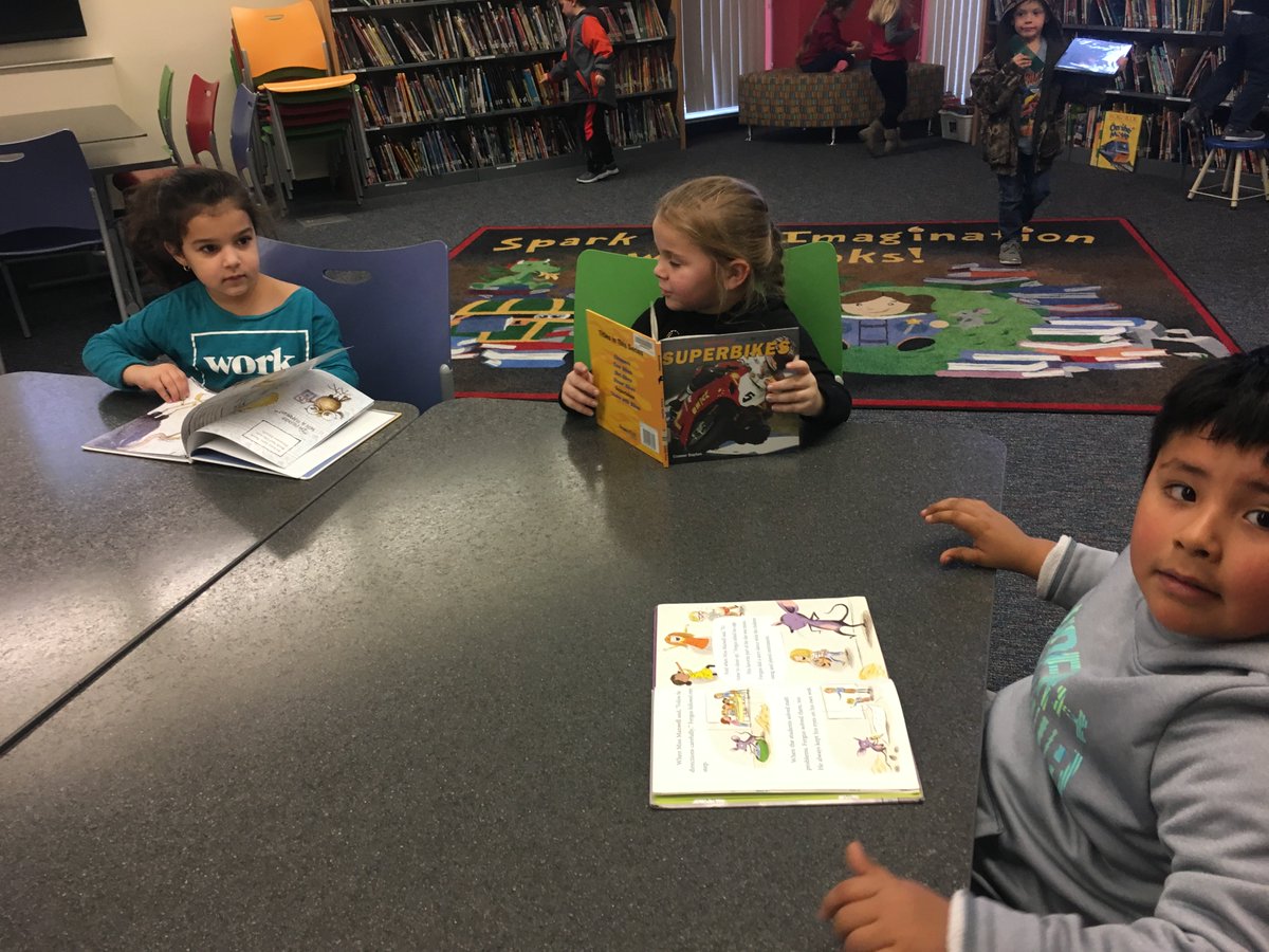 schrader11041's tweet photo. Schrader Raider Readers! Celebrate Literacy Week, Florida!
#PascoCelebratesLiteracy #PascoLiteracy https://t.co/CgJyUIEZ82