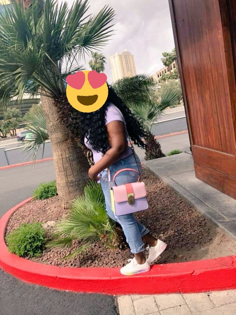 CeCeRiley_'s tweet photo. I should of never let you close to me 🏋️ https://t.co/OnmRmHFhBr