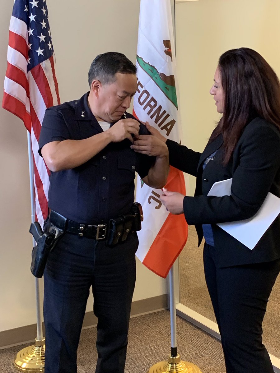 LAPDTransit's tweet photo. It’s official, Deputy Chief Blake Chow! Commanding Officer of Transit Services Bureau 🚇👮♂️🚍
Today Chief Chow was sworn in as Deputy Chief at Transit Services Bureau. Congratulations Sir!
#Staff31 #LAPDGoMetro #TransitServices #LAPD #DoWeStillHaveToWearOurCovers? #YesYouDo https://t.co/xiEZRpMjl5