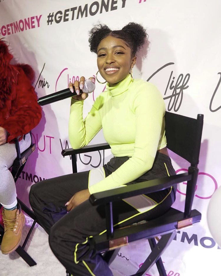 Roamingpop's tweet image. Catch New York City’s very owns ON-Air Personality &amp;amp; DJ @nylasymoneee on @Power1051 from 2AM - 5AM!