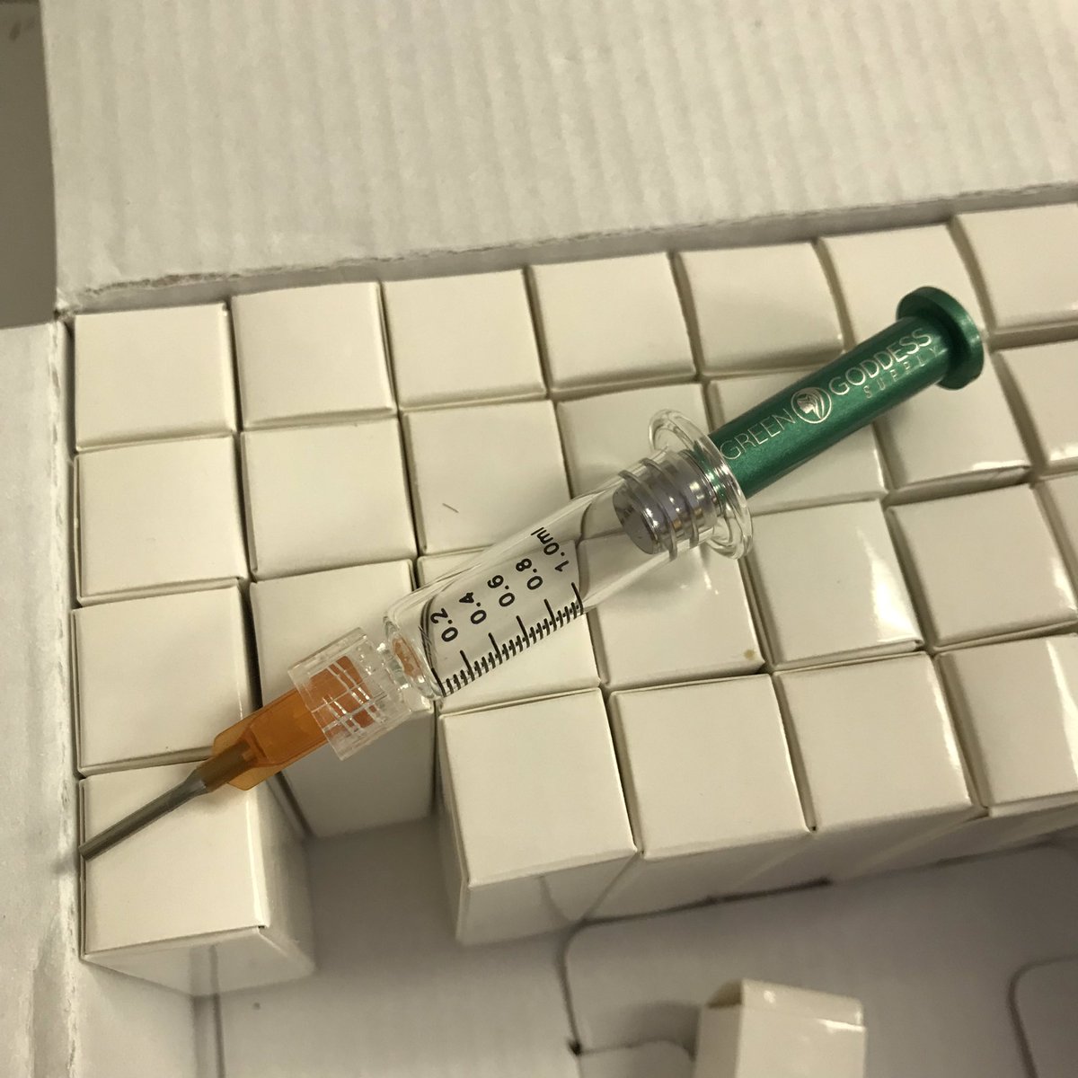 GreenGoddessSup's tweet photo. https://t.co/sa6HbO6RaW
#syringe #oil #cbd #hempoil #distillate #cbdsyringe #luer #luerlock #extract #concentrate #dabs #dabbing #cannabis #cannabiscommunity #cannabisculture #medicalmarijuana #medicinal #rso #cbdoil #dispensary #caregiver #dab #borosilicate #cannabiscures https://t.co/whtbtt8X1h