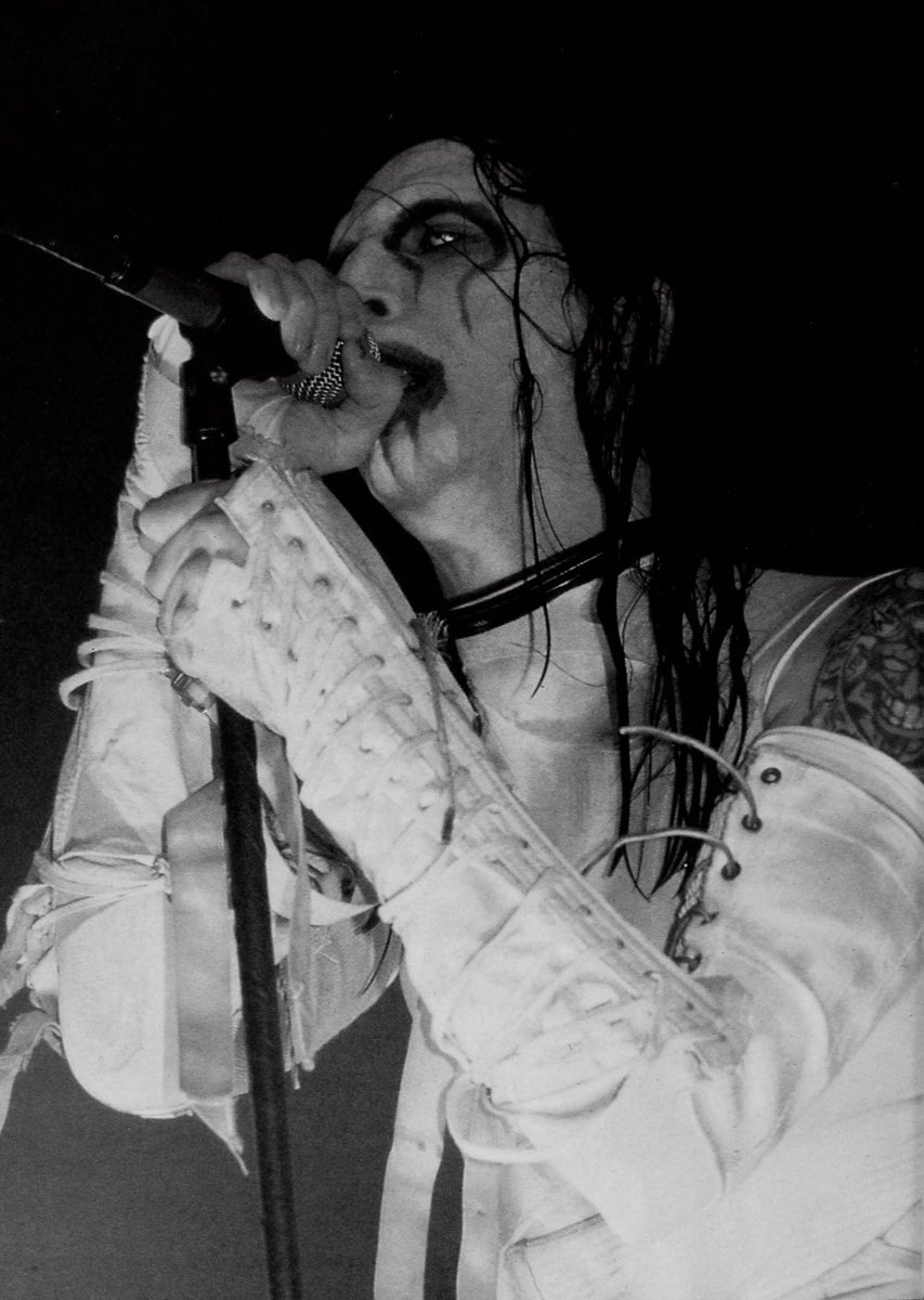 badpostmanson's tweet photo. https://t.co/x24hlB9MSd