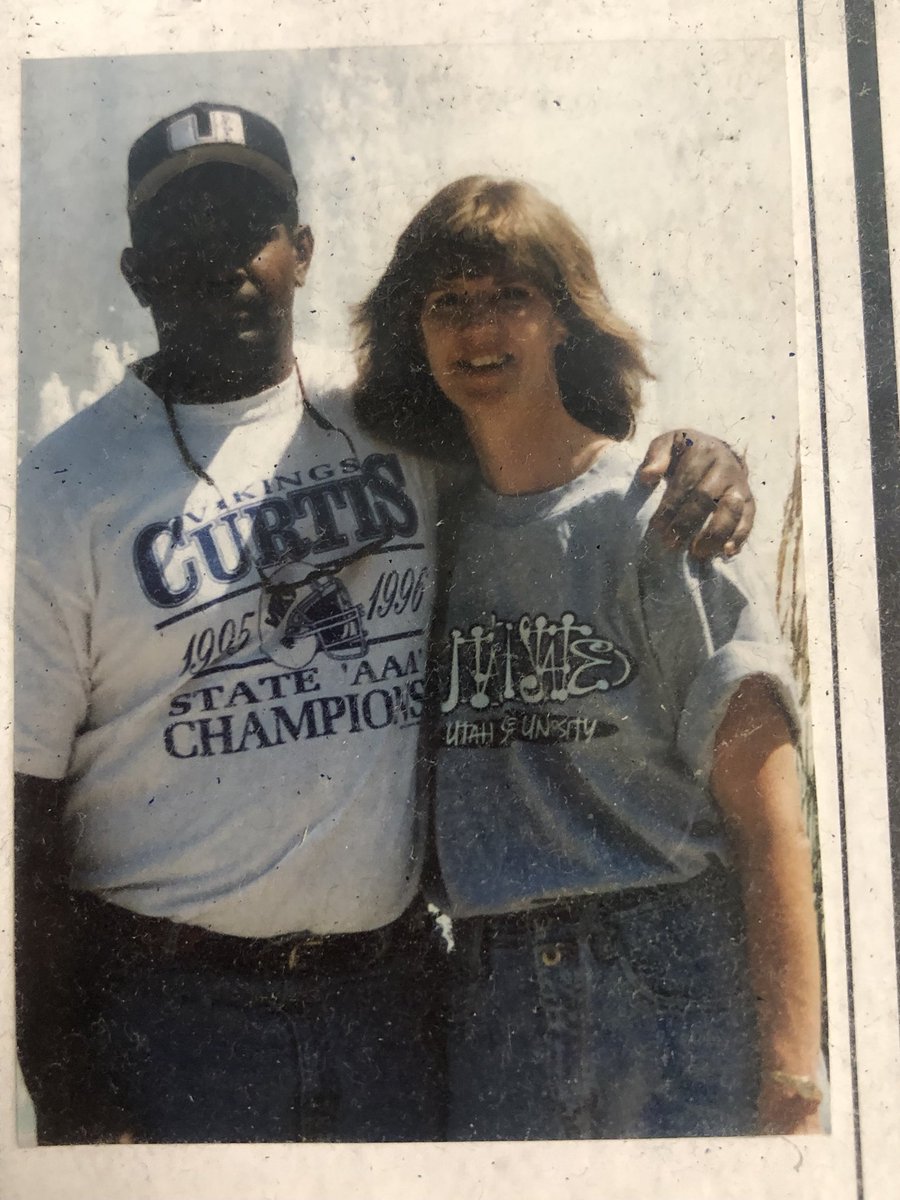 ladyviks_hoops's tweet image. We will celebrate the coaching career of Assistant Coach Bob Robinson tonight at 6:55pm before the Varsity Girls take on ER!! Come support! 💙🏀#bobrob