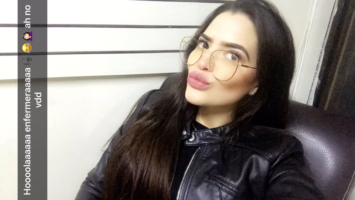 Barbariiiita's tweet photo. 👩🏻‍🏫 https://t.co/zM8Q9Mam6Y