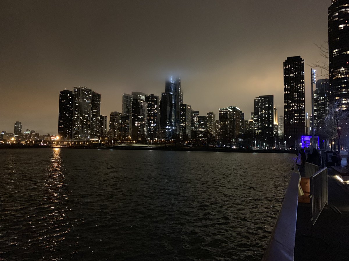 itsdevantew's tweet image. Chicago is truly beautiful. #Navypier #Chicago #Winterwatch