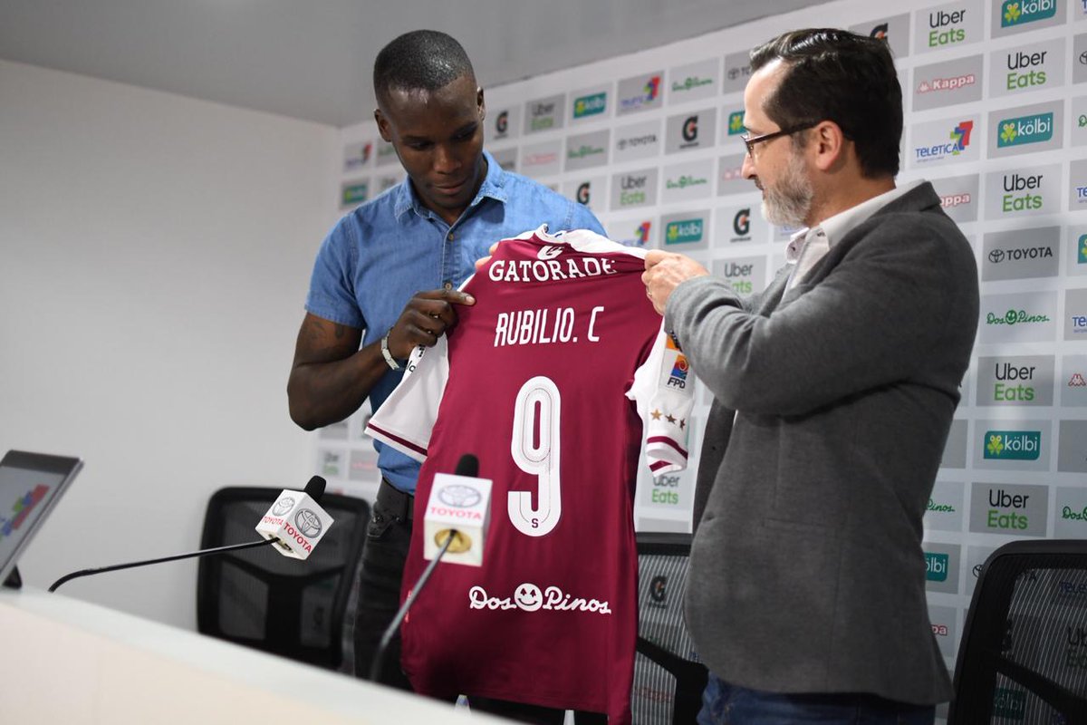 #BienvenidoRubilio El delantero Morado portará la camiseta número 9. "Me motiva venir al club más ganador de Centroamérica", dijo <a href="/OficialRubilio9/">Rubilio Castillo</a> 💜