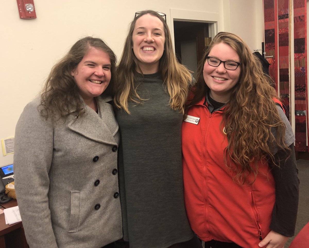 BradleydDeirdre's tweet photo. Come to the Year of Service Panel tonight at 7pm in the Fenway Room and hear from these amazing @EmmanuelAlumni about their service experience #ecserves π»πππ» https://t.co/6FnKnYkKYS
