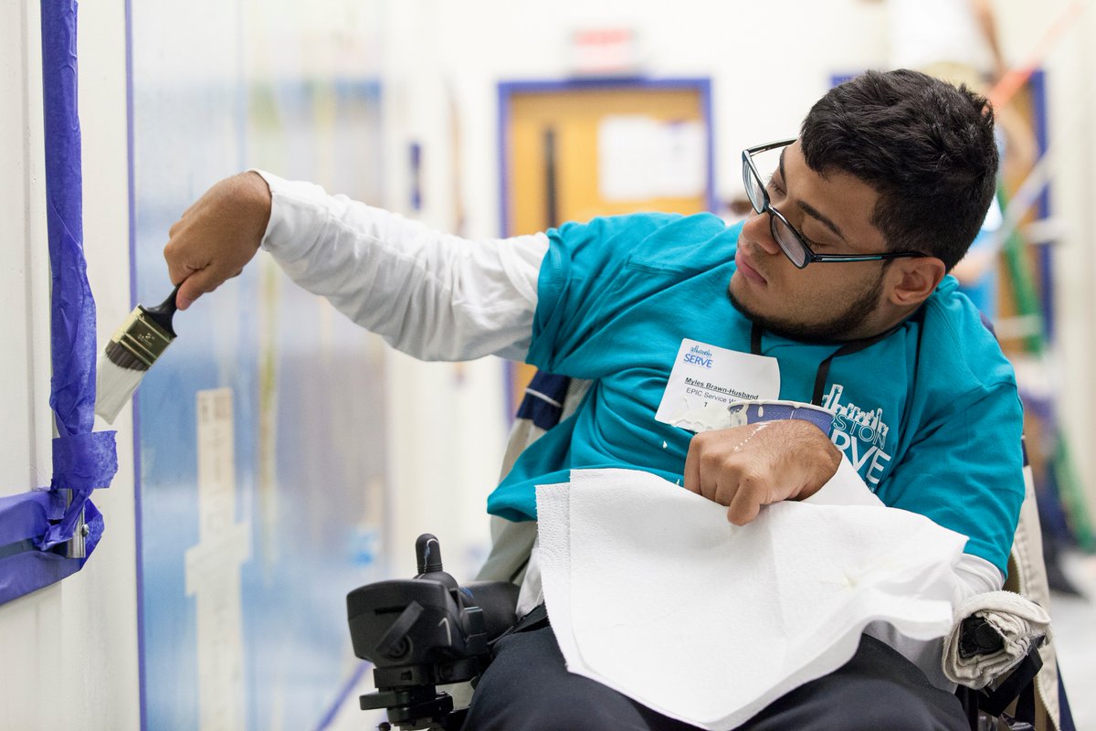 TriangleInc's tweet photo. Interested in becoming an #ServiceWarrior? Visit https://t.co/JVEjj1wqnl to apply today! Seriously, the deadline is tomorrow. @EPIC_Leaders prepares young people with disabilities to be actively engaged community leaders through education, leadership skills and community service. https://t.co/2hAVPWlKH0
