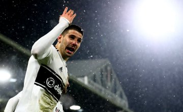 View image on Twitter