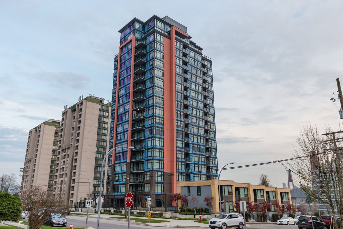 danwurtele's tweet photo. ** Coming to Market February 4th, 2019 **

601 188 Agnes St., New Westminster
1 Bed / 1 Bath / 701 Sq Ft. / 1 Parking + Storage
$495,000

For more Photos, Video, Floor Plans and 3D Walkthrough:
** https://t.co/ntFvPAymvQ ** https://t.co/pStg6BqL4g