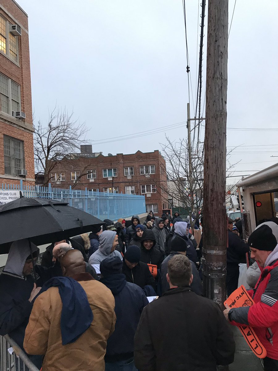 Nyc Pba Nycpba Members Begin To Gather Outside M S 113 Inthebronx To Call Out Nycmayor On His Labor Hypocrisy