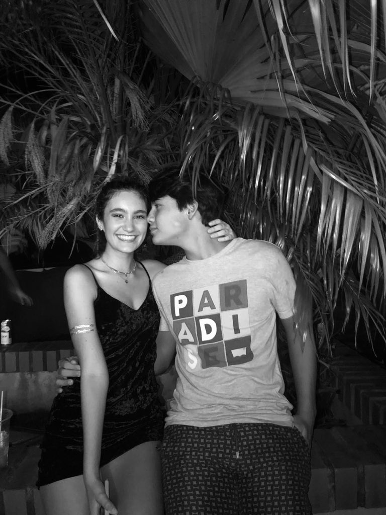 LuchiStau's tweet image. #10yearschallenege