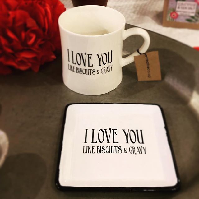 UMediSpa's tweet photo. ❤️I love you like biscuits and gravy❤️ Who are you shopping for this Valentine’s Day? Don’t forget to stop by for some gifts like these that your sweetie is sure to love! ❣️ #umedispa #medicalspa #murfreesborotn #murfreesboro #murfreesboromedicalspa #ilo… https://t.co/UkJ2pxigsC https://t.co/1M8Jj0i1Og