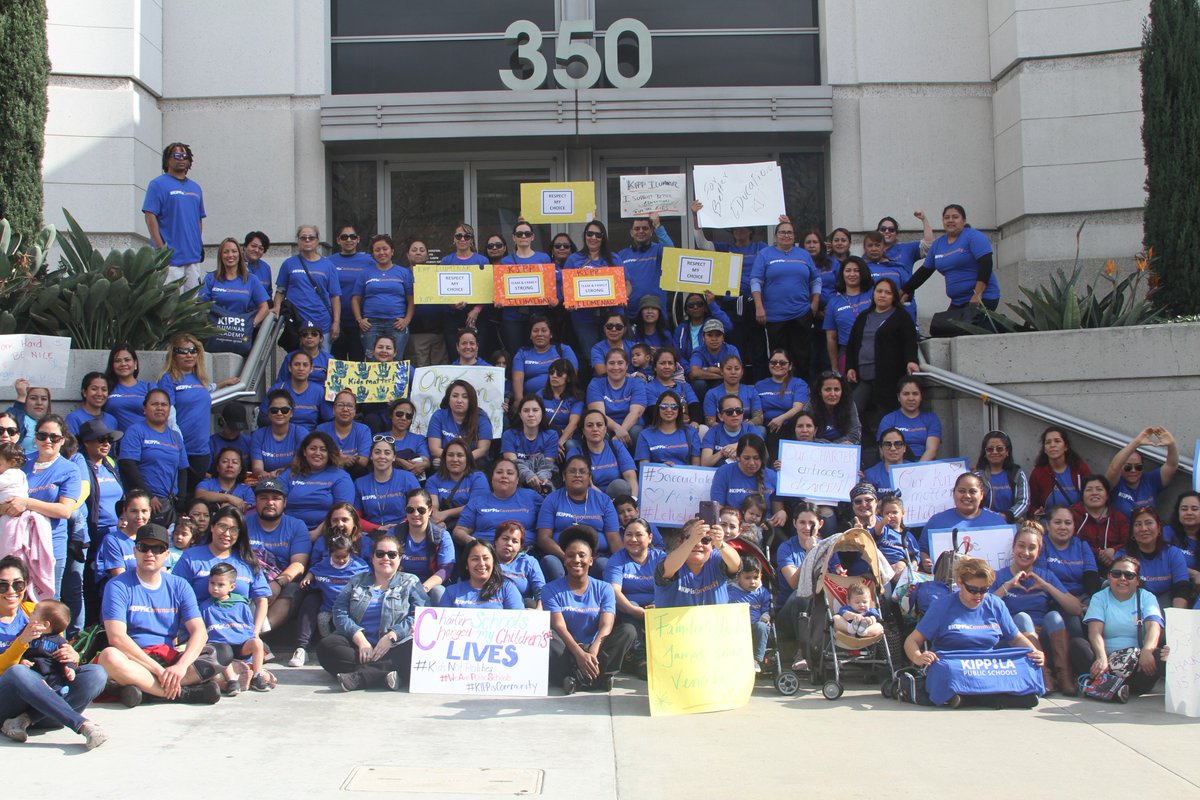 KIPPSoCal's tweet photo. Thank you to the 400+ KIPP LA family and team members who showed up in support of #NoCharterCap rally at the LAUSD Board of Education. We could not do this work without you all and truly appreciate your support. #NoCharterBan #KidsNotPolitics https://t.co/sDhejOuN7C