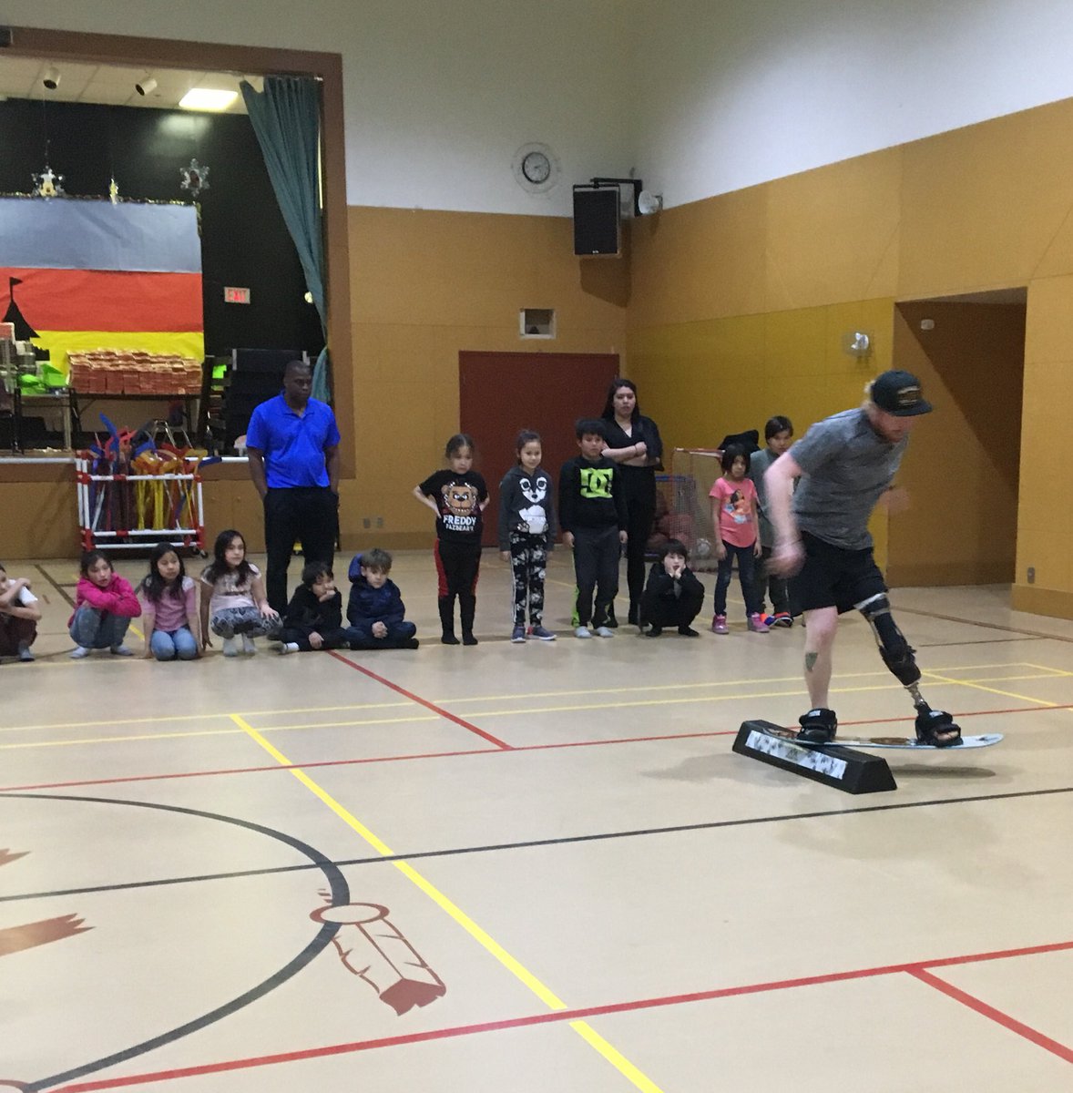 .<a href="/dujohnleslie/">John Leslie</a> warming up for #EASSTF with a school visit <a href="/Tsuutina_Ed/">Tsuut'ina Education</a> thanks to <a href="/CTJumpstart/">Canadian Tire Jumpstart Charities</a> and <a href="/SnowboardAddict/">Snowboard Addiction</a>