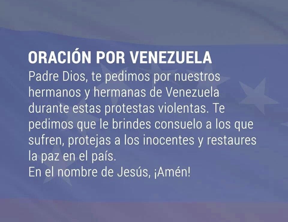 meredith976's tweet photo. Oración por Venezuela 🇻🇪 

Hoy mas que nunca haz una oración por Venezuela, desde el corazón y la certeza de que todo va a cambiar.Visualiza  la Libertad, llénate de fe y acción para lograr una nueva Nación .Hoy mas que nunca necesitamos unirnos en acciones y oraciones🇻🇪 https://t.co/aY8B0Qmucn