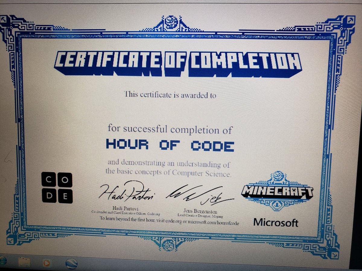 PS007K's tweet photo. Class 501 completing tech stations and Minecraft Aquatic Voyage #codeandbeyond @PS007KPrincipal https://t.co/RH4yGXUZRW