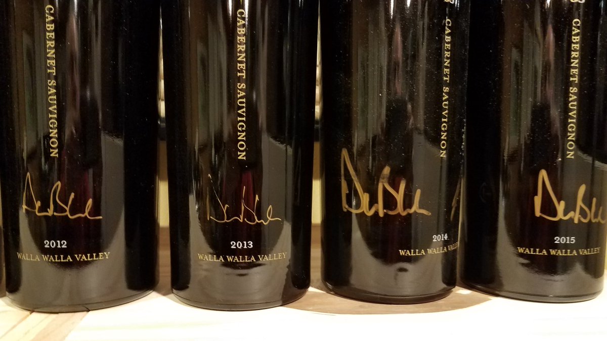 jcampwine1's tweet photo. Seven signed soldiers (2009-2015) for my Super Sunday. Thanks #DrewBledsoe &amp; #Doubleback. #thewinenovice https://t.co/D7RbsYQ5ho