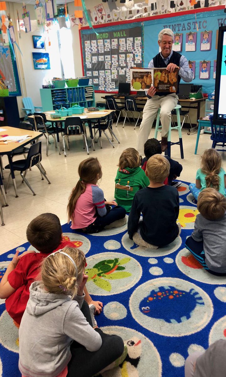 HRussellLeader's tweet photo. Thank you to all the Literacy Week guest readers.  Special thank you to MCSD Board members Andy Griffiths, Mindy Conn and John Dick for reading today. https://t.co/AbNC2RT6KX