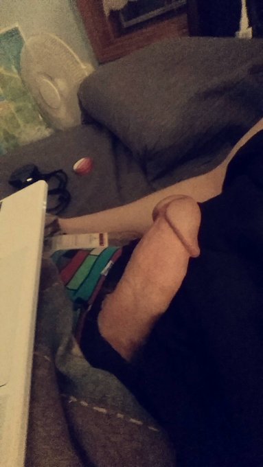 Gotta love lazy days #cock #dick #gayboy #gay #gayteen #hung https://t.co/yhyNLx4aD7