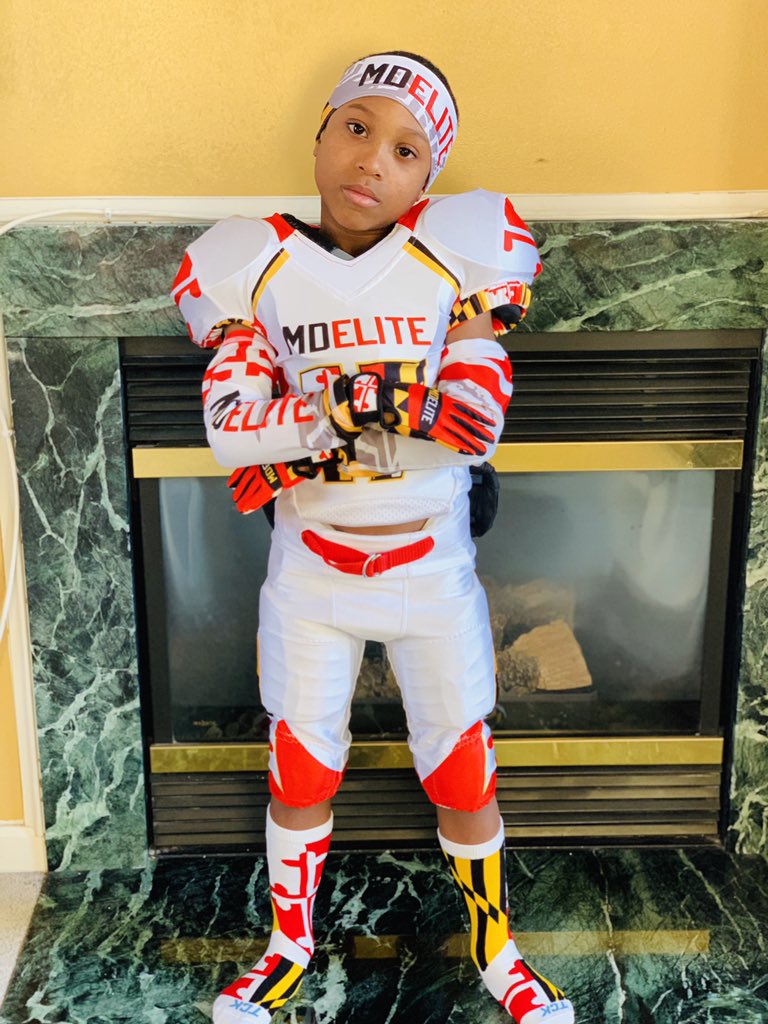 ichellebeme's tweet photo. I’m so pressed to be your mother 😍😍 #TheSprintClub #EverythingFast #MDElite #BowieBroncos #17 https://t.co/sXUPsXBfaI