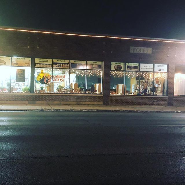GreatestGrains's tweet photo. We’ll be closed tomorrow (Wednesday, January 30th) due to weather conditions! Thursday our hours are 9a - 7p. See you soon and be safe! 🥶❄️☃️
——
#liveHILLTOP #HILLTOPviews #hilltopcampusvillage #tagtheqc #qc #davenportiowa #gg #greatestgrains #winter… https://t.co/aZgkvGsieI https://t.co/OZU87o3AJz