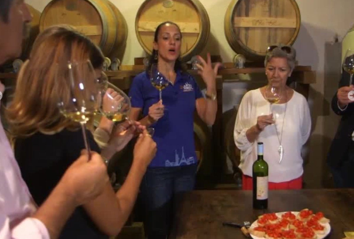 Taste the real Italian flavour in #Florence | Enjoy our street food tour in Florence and through countless #food ... 👉 romeanditaly.com/package/taste-… #instalike #italy #romeanditalytours #discoveritaly #instaitaly #foodTours #ItalyFood #foodlovers  #lovefood