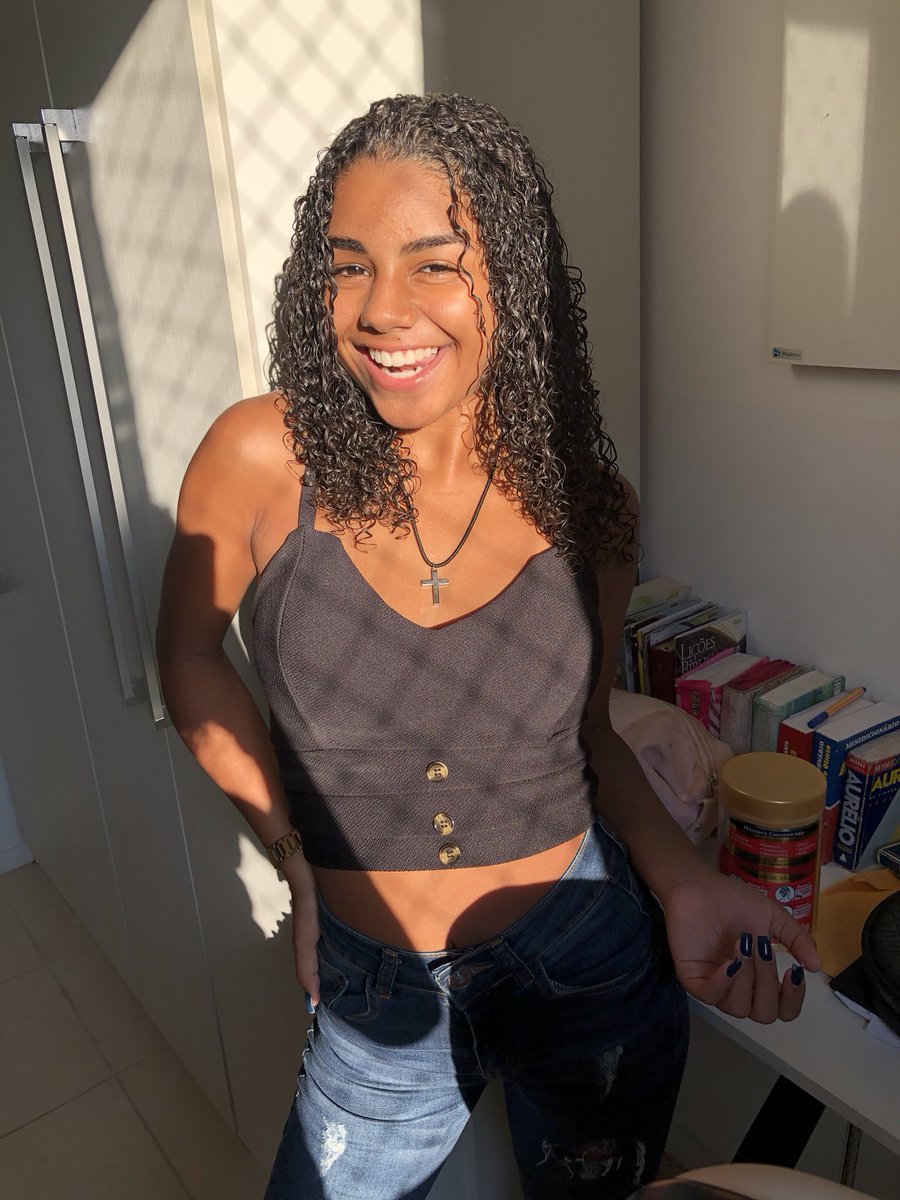 angeloficial's tweet image. ficou mídia gata kkkkkkk