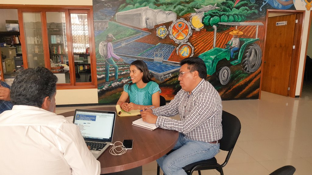 Aechoac's tweet photo. #FebreroMesDelAgrónomo @Bravoea @AmayiraCoach En reunión con los Subdirectores del Centro Regional Sur de la @uach_chapingo en preparación para la celebración del día del agrónomo @amijangosh @apariciobe @homeroblas  #OrgullosamenteChapingueros https://t.co/t3gaHOv9lO