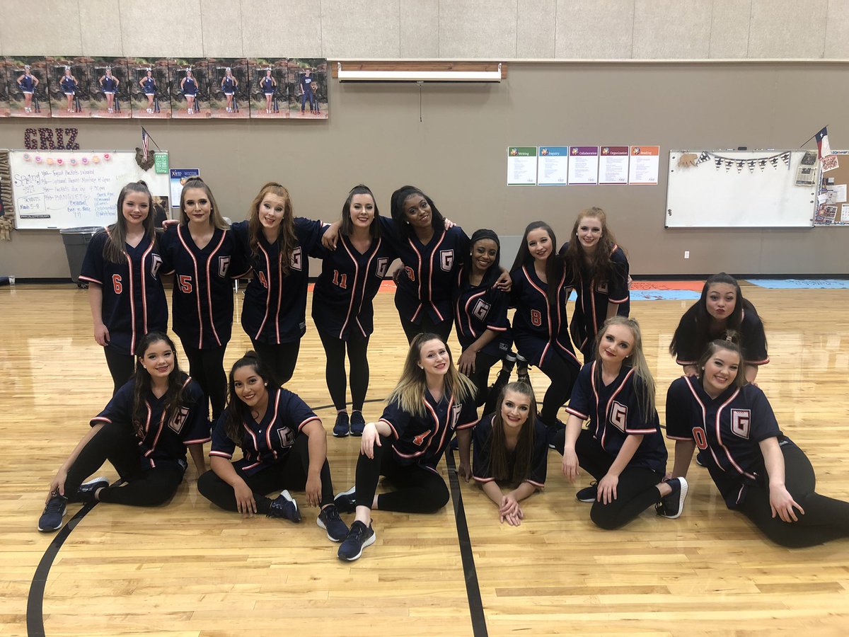 ghsguardians's tweet photo. Excited to perform at the Varsity basketball game tonight!!! #beatrouse 🏀 https://t.co/OQRJ2OXEIV