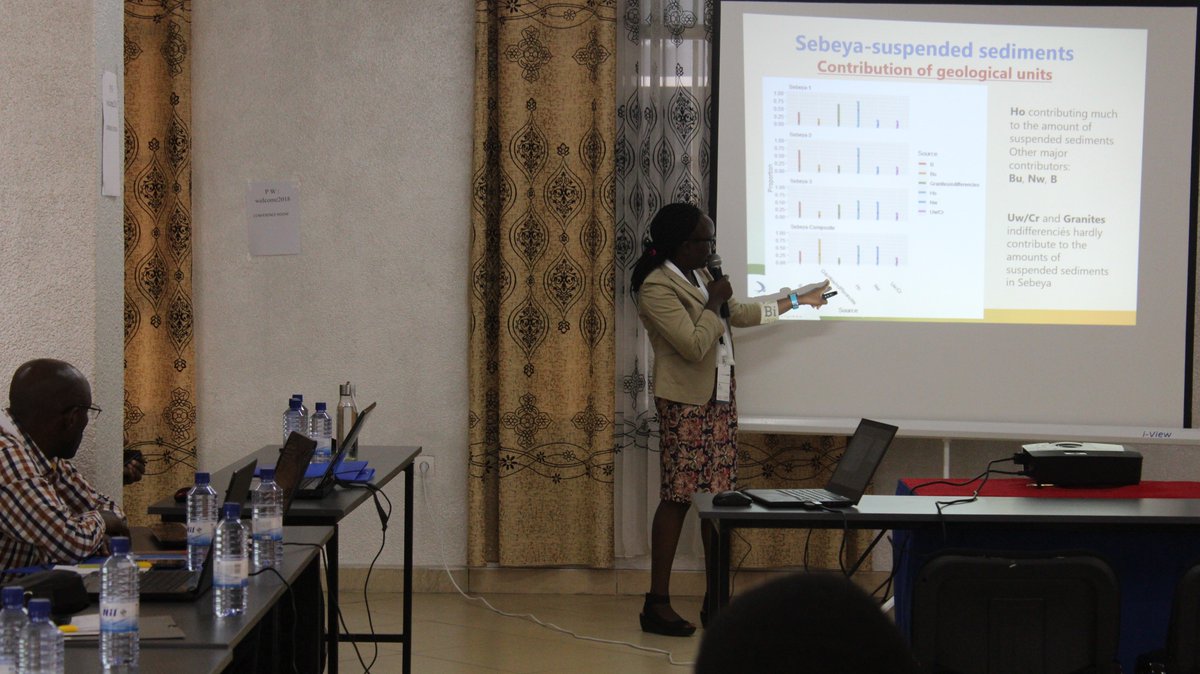 pakayezu's tweet photo. It is important to let others know what the science behind everything ;)
#mixingmodel #mapping #erosionhotspots #IWRM #sebeya #Rwanda https://t.co/aaHMnatlVq