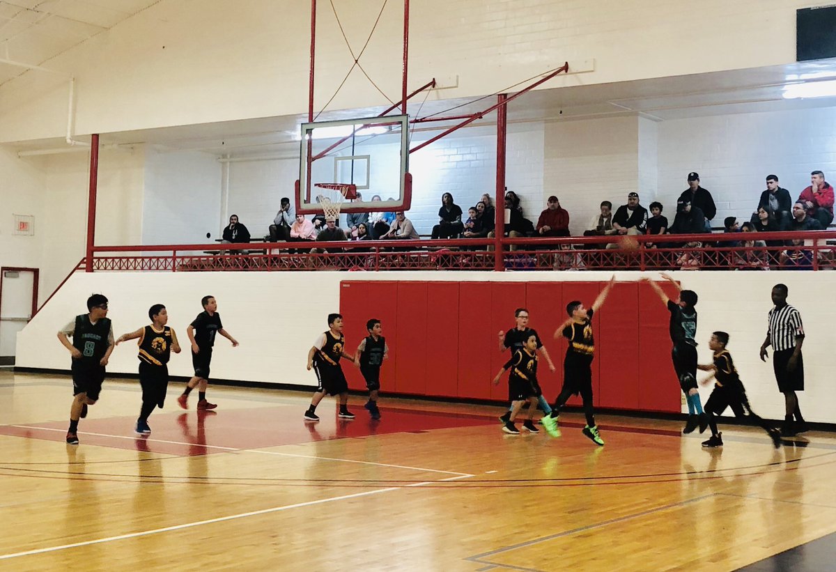 SouthTexasHoops's tweet photo. SouthTexasHoops Winter League Powered by Under Armour: Tuesday/ SA Jaguars vs Prime Time
UATexas #UAHoops #IWILL https://t.co/WHPyMwf5Ph