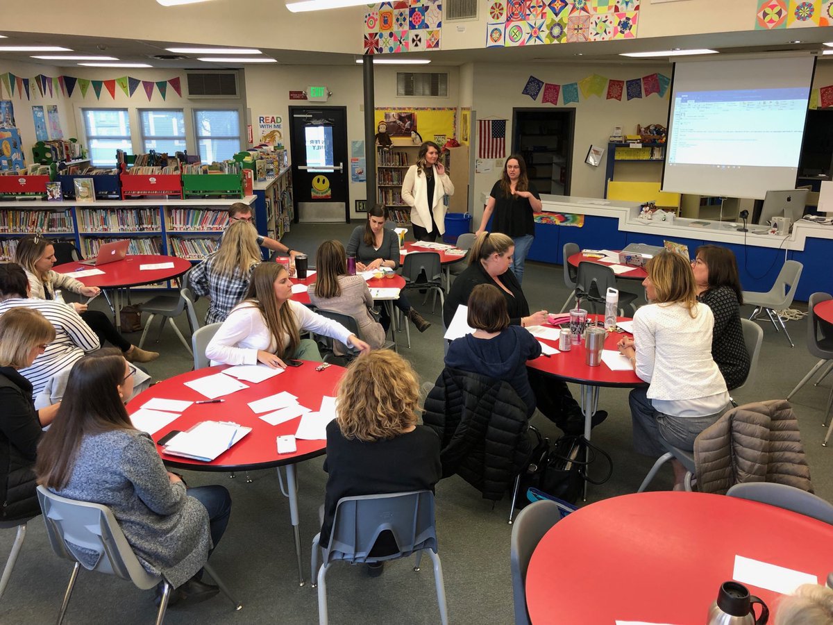 CLRSRVUSD's tweet image. Working with staff at Sycamore Elementary on #identity.  Modeling how to compose Identity Maps with our students from text -  Being the Change  #beingthechange #learningpartnerships @SRVUSD1