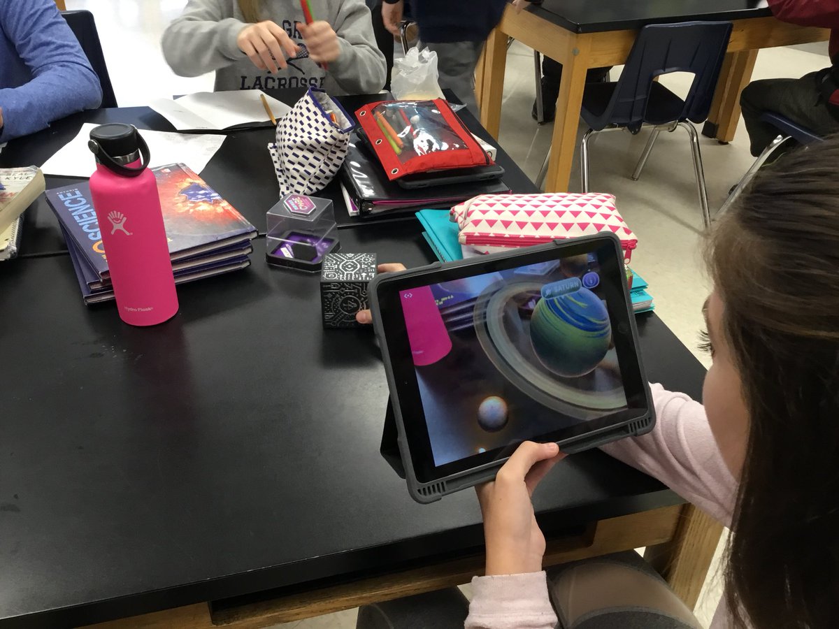 MrsScience26's tweet photo. Virtual field trip through the solar system #mergecube https://t.co/LCGhaoI5Bq
