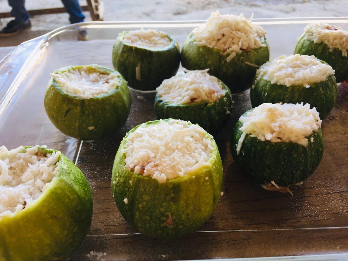 MogarzSC's tweet photo. - Actividad: Taller de preparación de platillo nutritivo.
- Proceso educativo: Nutrición humana.
- Lugar: #MogoteColorado, #Ayuquililla.
- Responsable: Nut. Osmayra Ziga.
 
#WeCanDoIt 💪
#LaMixtecaOaxaqueña 🌄

@IvetteMurat
@alejandromurat
@lopezobrador_
#SADER
#SEDAPA
#Oaxaca https://t.co/X4KB37BwQ4