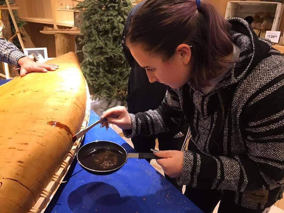 A7G_Official's tweet photo. S/O those those who were able to build a chiman (canoe) from scratch with all the elements involved. Miigwetch to Pinock Smith for teaching and @manitobah supporting us along the way. #chiman #canoebuilders #landbased #elements #teachings #futureisnow #youthrising https://t.co/cutolUkAkm