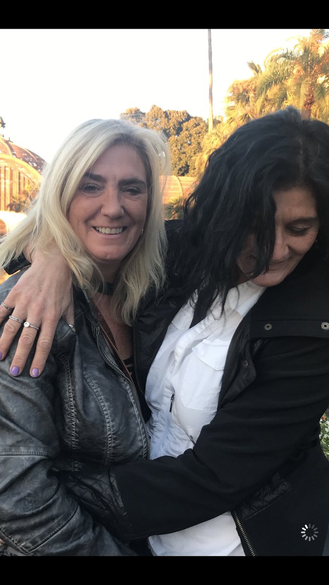 lmb7191967's tweet photo. Me and my girl Kathy!! https://t.co/pwamhZgrb5
